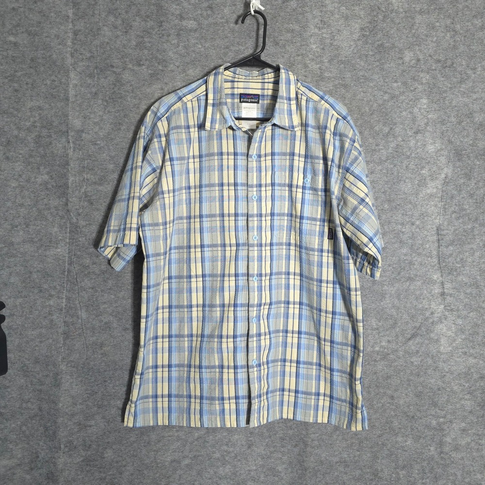 Patagonia Plaid Shirt Mens L Blue Yellow Short Sleeve Button Down 53000S9 Large